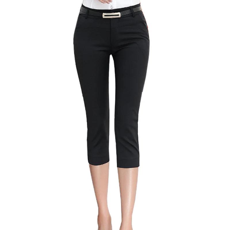 Confidence Line Tailored Capri Trousers